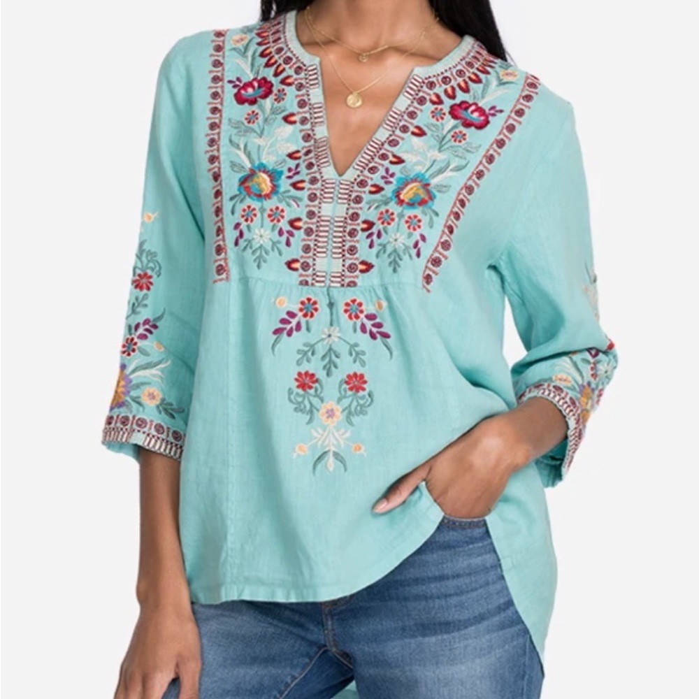 NYA WEEKEND TOP, BNWT